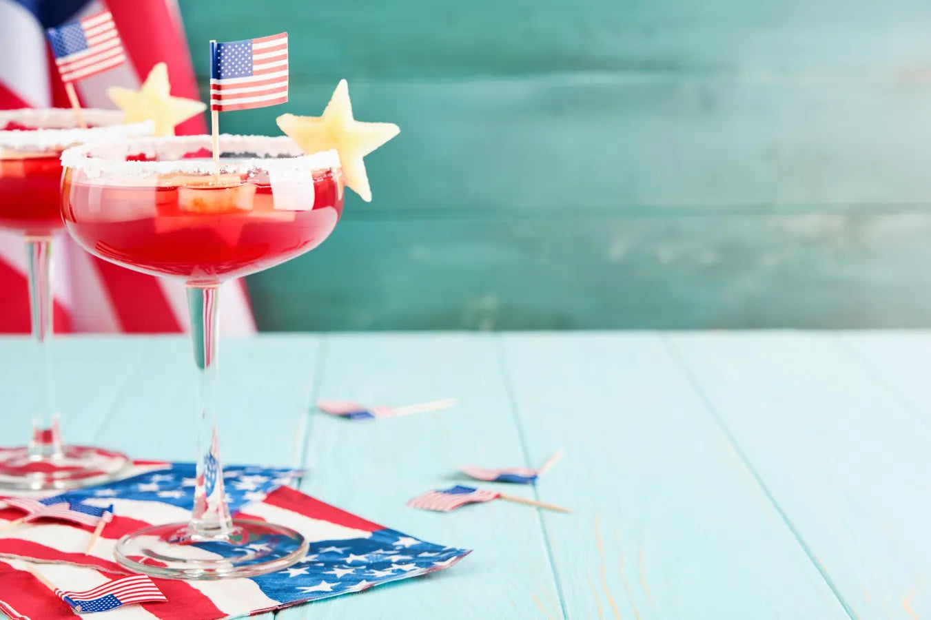 Stars, Sips & Summer Vibes: The Best 4th of July Cocktails for 2025