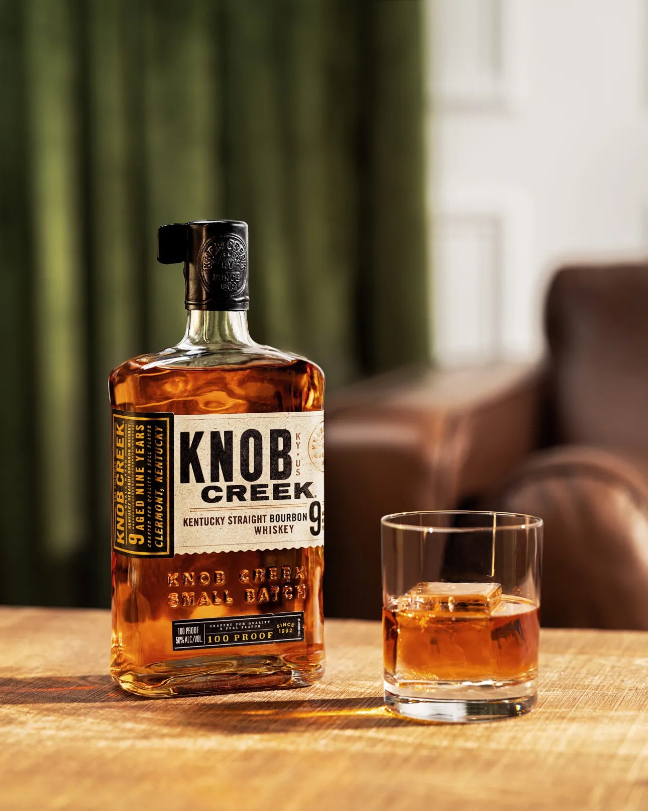 Whiskey 101: The Ultimate Beginner’s Guide to Glassware, Proof, and Perfecting Your First Pour