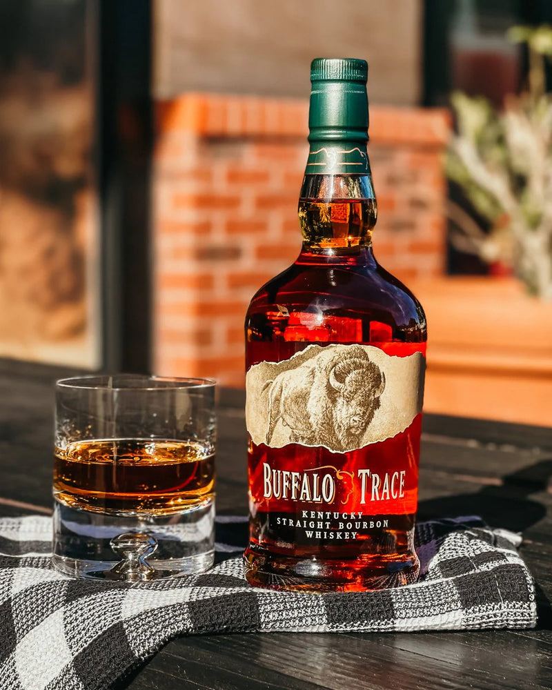 Buffalo Trace Bourbon | Kentucky Straight Bourbon Whiskey Buffalo Trace Bourbon | Kentucky Straight Bourbon Whiskey